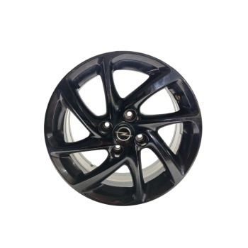 Recambio de llanta para opel corsa f gs line referencia OEM IAM 9832274880  