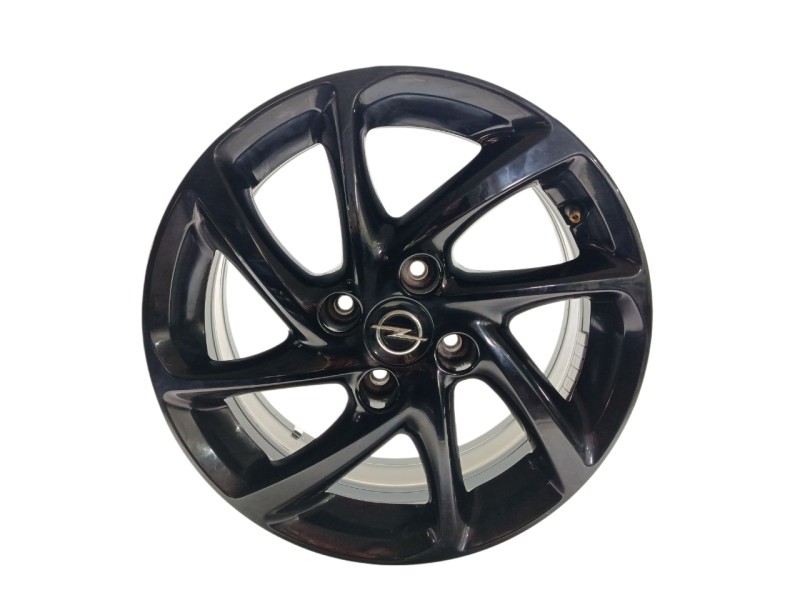 Recambio de llanta para opel corsa f gs line referencia OEM IAM 9832274880  