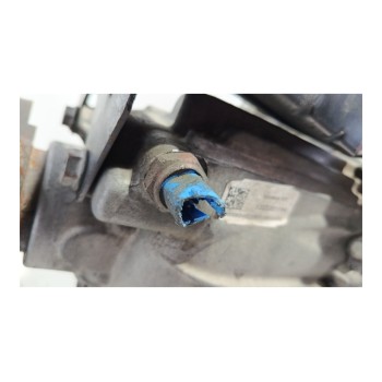 Recambio de caja cambios para renault master kipper doka l3h1 3,5t referencia OEM IAM 320100568R  