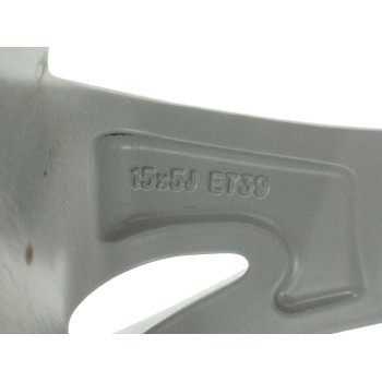 Recambio de llanta para toyota yaris active referencia OEM IAM 426110DG70  