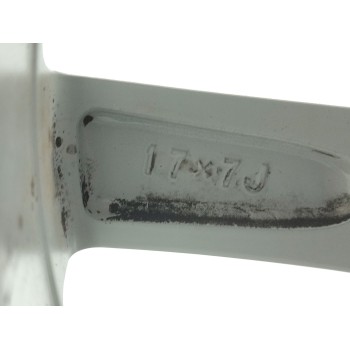 Recambio de llanta para lexus ct 200h referencia OEM IAM 4261176180  