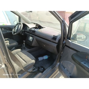 seat alhambra (7v9) del año 2010