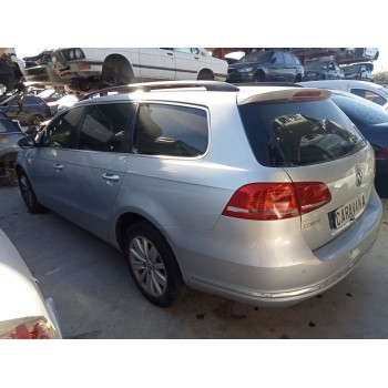 volkswagen passat variant (365) del año 2014