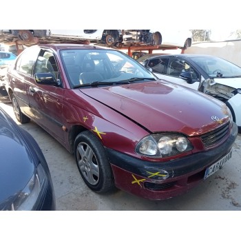 toyota avensis (_t22_) del año 2000