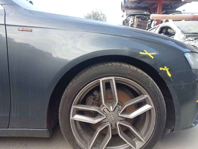 Recambio de aleta delantera derecha para audi a4 b8 (8k2) 2.0 tdi referencia OEM IAM 8K0821106A  