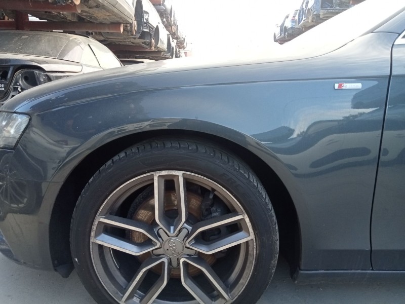 Recambio de aleta delantera izquierda para audi a4 b8 (8k2) 2.0 tdi referencia OEM IAM 8K0821105A  