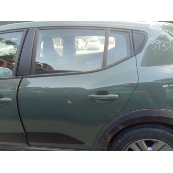 Recambio de puerta trasera izquierda para dacia sandero iii 1.0 tce 90 referencia OEM IAM 821016131R  