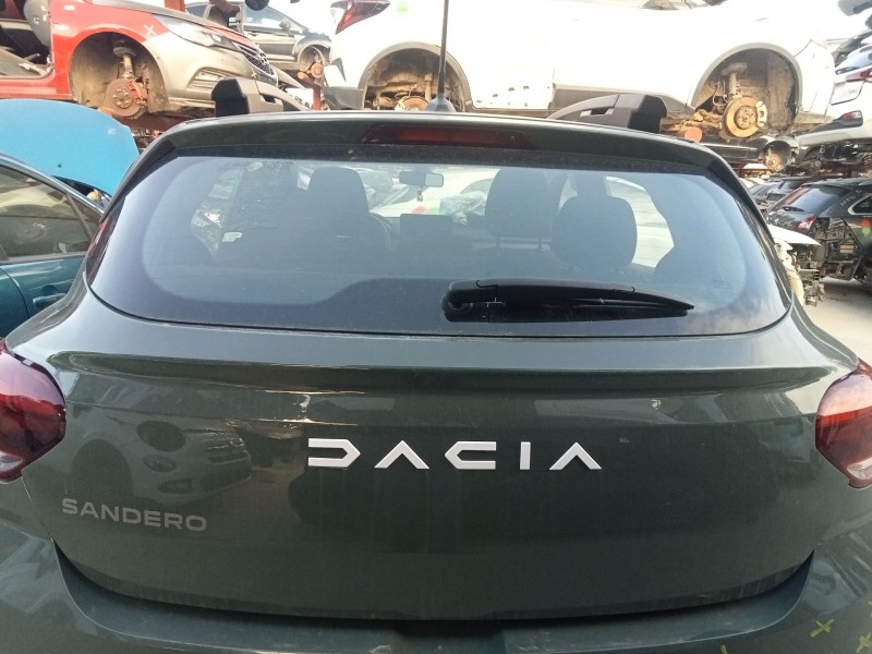 Recambio de porton trasero para dacia sandero iii 1.0 tce 90 referencia OEM IAM 901008773R  