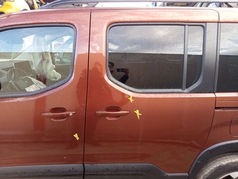 Recambio de puerta lateral corredera izquierda para peugeot rifter 1.5 bluehdi 130 referencia OEM IAM   