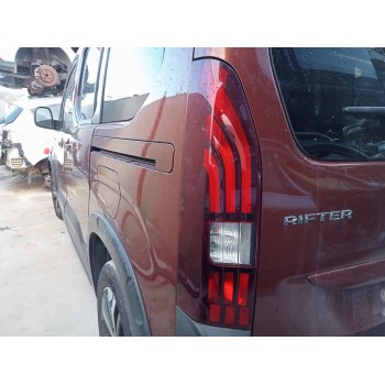 PILOTO TRASERO IZQUIERDO 9819427380 