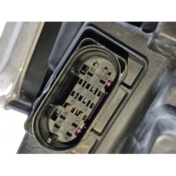 Recambio de faro derecho para mercedes-benz clase a (w177) a 180 d (177.003) referencia OEM IAM A1779062800 / 1779062200  