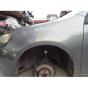 Recambio de aleta delantera izquierda para volkswagen golf vi (5k1) 1.6 tdi referencia OEM IAM 5K6821021B  
