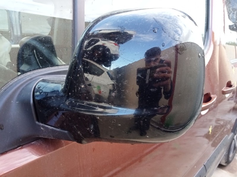 Recambio de retrovisor izquierdo para peugeot rifter 1.5 bluehdi 130 referencia OEM IAM 98169900XT  