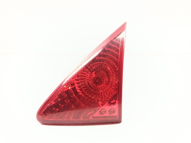 Recambio de piloto trasero derecho interior para peugeot 3008 i monospace (0u_) 1.6 hdi referencia OEM IAM 6351HE  