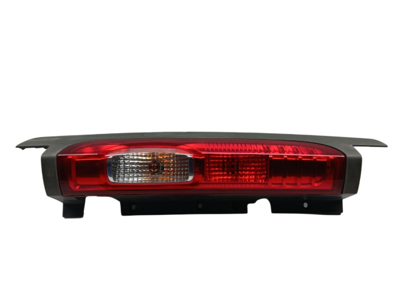 Recambio de piloto trasero izquierdo para renault trafic ii furgoneta (fl) 2.0 dci 90 (fl0h) referencia OEM IAM 8200415250  