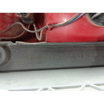 Recambio de piloto trasero izquierdo para renault trafic ii furgoneta (fl) 2.0 dci 90 (fl0h) referencia OEM IAM 8200415250  