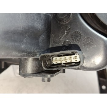 Recambio de faro izquierdo para renault grand scénic ii (jm0/1_) 2.0 dci (jm1k) referencia OEM IAM 260605051R  