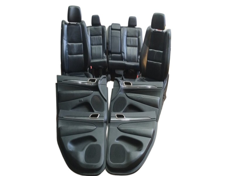Recambio de juego asientos completo para jeep gr.cherokee (wk) 3.0 crd limited referencia OEM IAM 68175311AB  