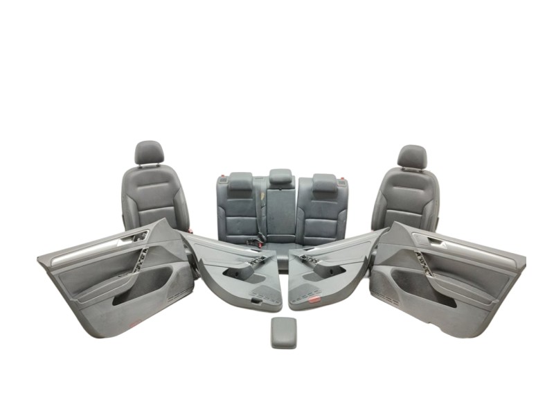 Recambio de juego asientos completo para volkswagen golf vii lim. sport by r-line bluemotion referencia OEM IAM 5Q4881106Q  