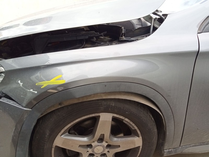 Recambio de aleta delantera izquierda para mercedes-benz clase gla (x156) gla 250 4-matic (156.946) referencia OEM IAM   