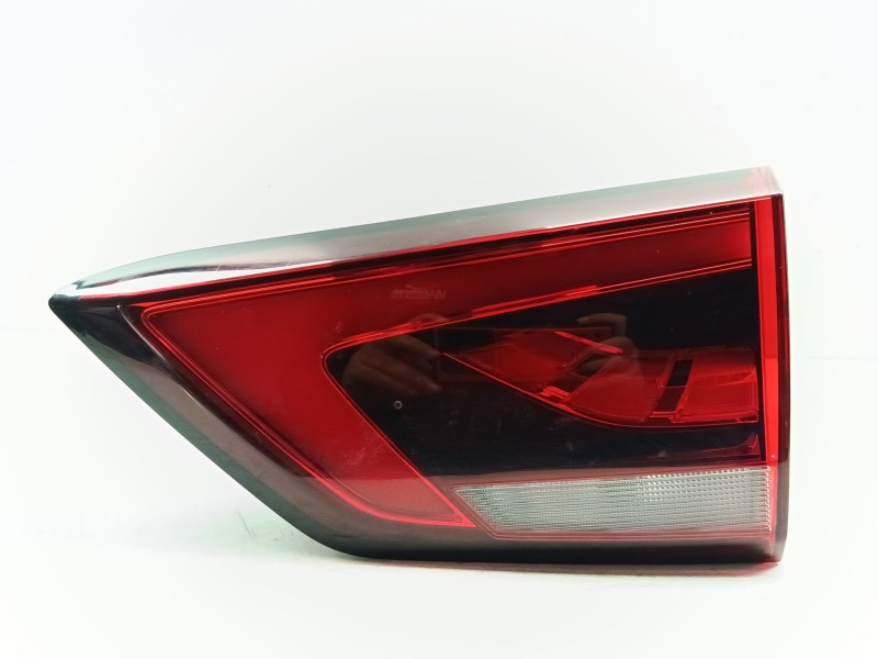 Recambio de piloto trasero derecho interior para mg zs luxury referencia OEM IAM 10571684  