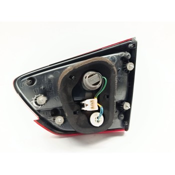 Recambio de piloto trasero izquierdo interior para kia carens iv 1.6 gdi referencia OEM IAM 92403A4020  