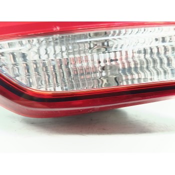 Recambio de piloto trasero derecho interior para kia carens iv 1.6 gdi referencia OEM IAM 92404A4020  