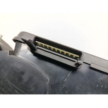 Recambio de piloto trasero derecho para peugeot 306 cabriolet (s2) 2.0 referencia OEM IAM 635198  