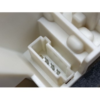 Recambio de piloto trasero derecho interior para opel astra j lim. cosmo referencia OEM IAM 13306456 216402 