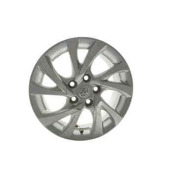 Recambio de llanta para toyota auris active referencia OEM IAM 4261102L80  
