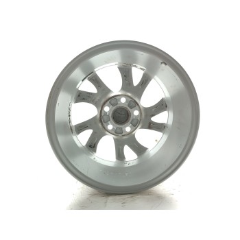 Recambio de llanta para toyota auris active referencia OEM IAM 4261102L80  