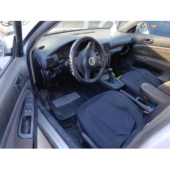 volkswagen passat b5 (3b2) del año 1997