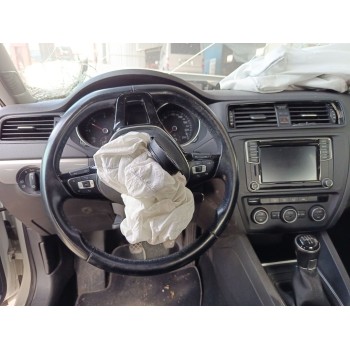 volkswagen jetta iv (162, 163, av3, av2) del año 2017