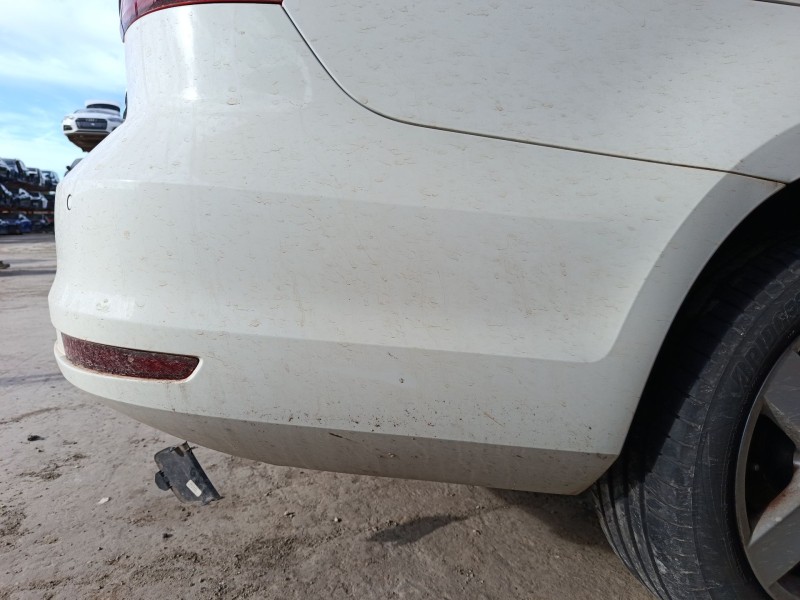 Recambio de paragolpes trasero para volkswagen jetta iv (162, 163, av3, av2) 2.0 tdi referencia OEM IAM 5C6807421HGRU  