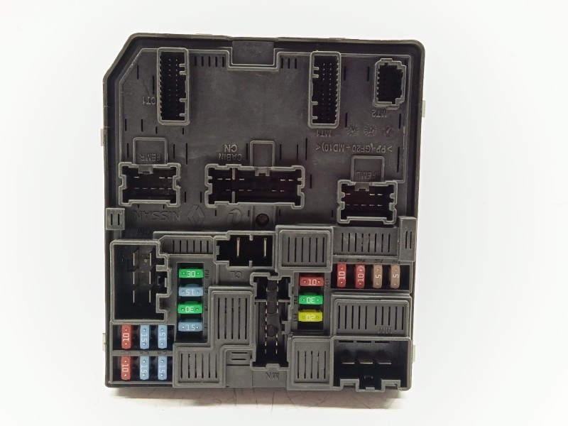 Recambio de caja reles / fusibles para renault megane iv berlina 5p intens referencia OEM IAM 284B66727R  