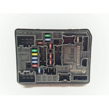 CAJA RELES / FUSIBLES 284B67877R / 284B67108R 