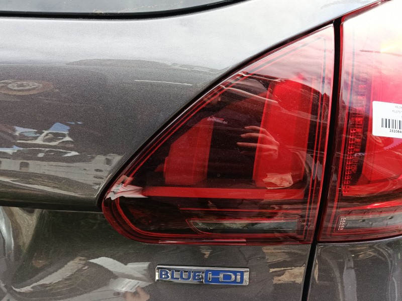 Recambio de piloto trasero derecho interior para peugeot 2008 i (cu_) 1.6 bluehdi 100 referencia OEM IAM 9814757280  