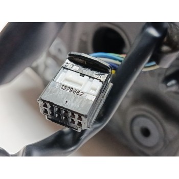 Recambio de retrovisor derecho para dacia sandero iii stepway comfort referencia OEM IAM 963017957R  