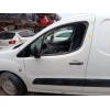 Recambio de puerta delantera izquierda para peugeot partner tepee 1.6 hdi / bluehdi 75 referencia OEM IAM 9002Z3  