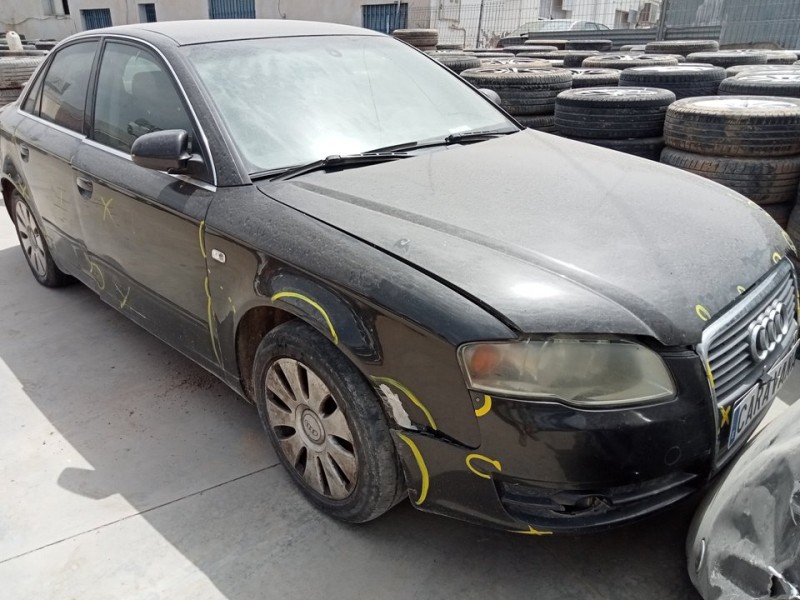 AUDI A4 BERLINA (8E)