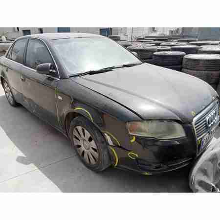 AUDI A4 BERLINA (8E)