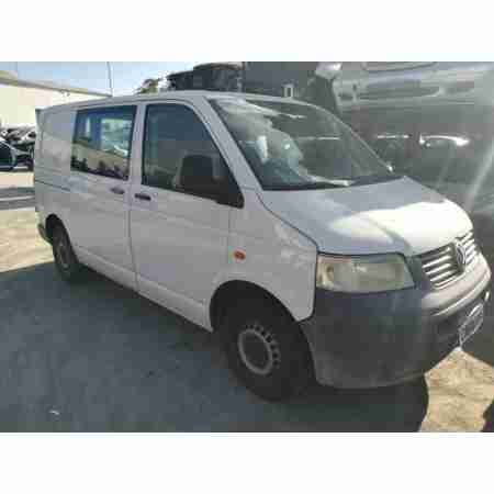VOLKSWAGEN T5 BUS