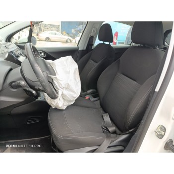 peugeot 208 del año 2013