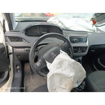 peugeot 208 del año 2013