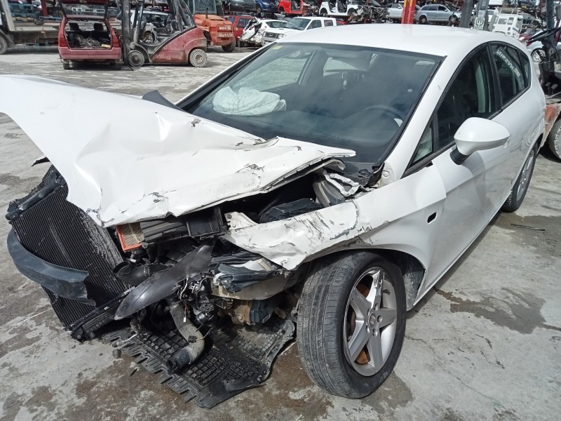 SEAT LEON (1P1)