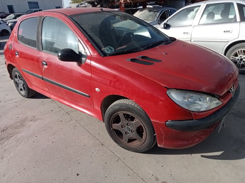 PEUGEOT 206 BERLINA