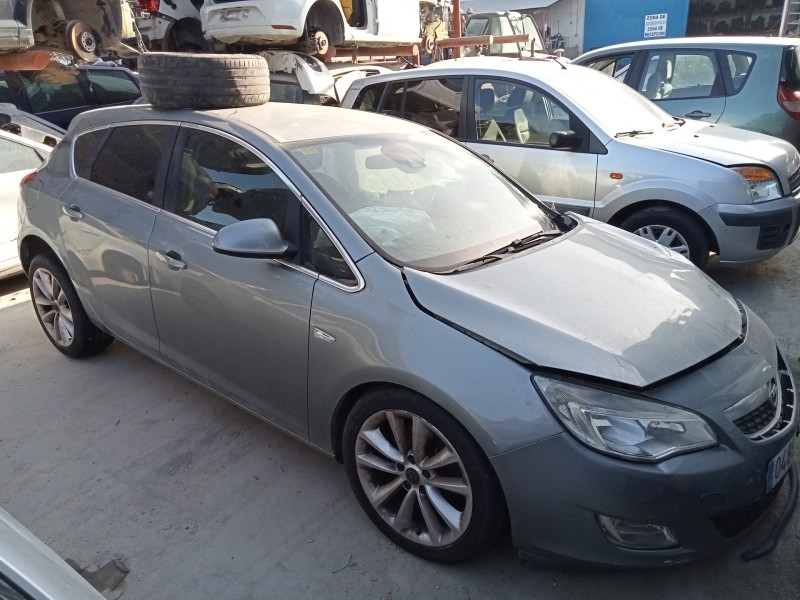 OPEL ASTRA J LIM.