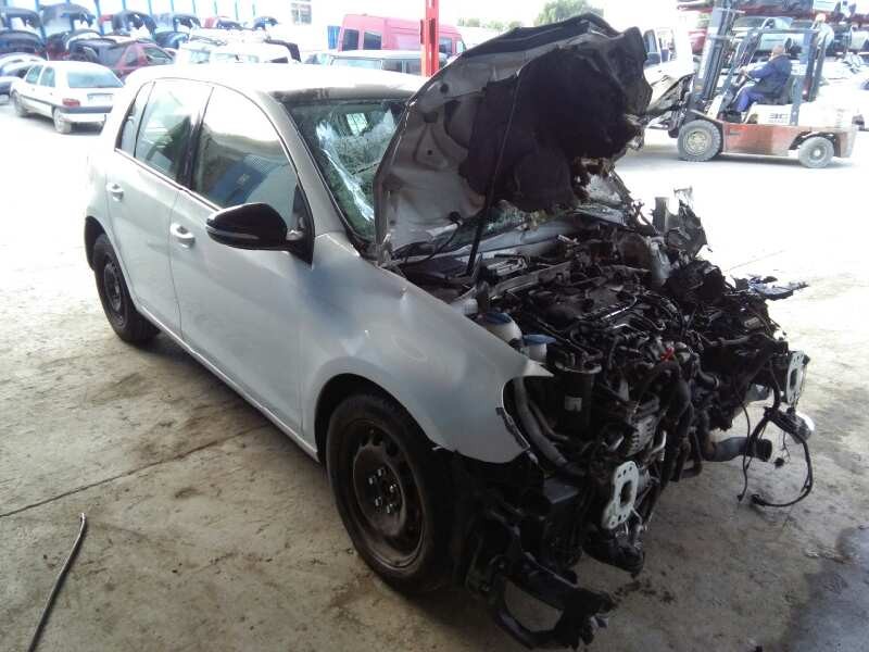 VOLKSWAGEN GOLF VI (5K1)