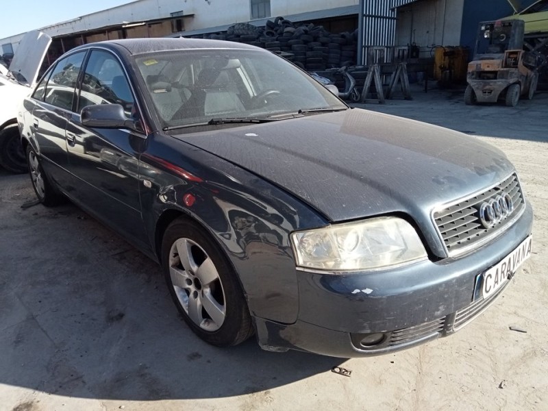AUDI A6 BERLINA (4B2)