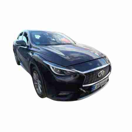 INFINITI Q30